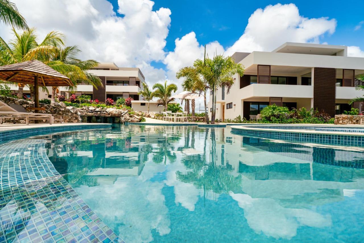 Jan Sofat Lux Resort Willemstad Bagian luar foto